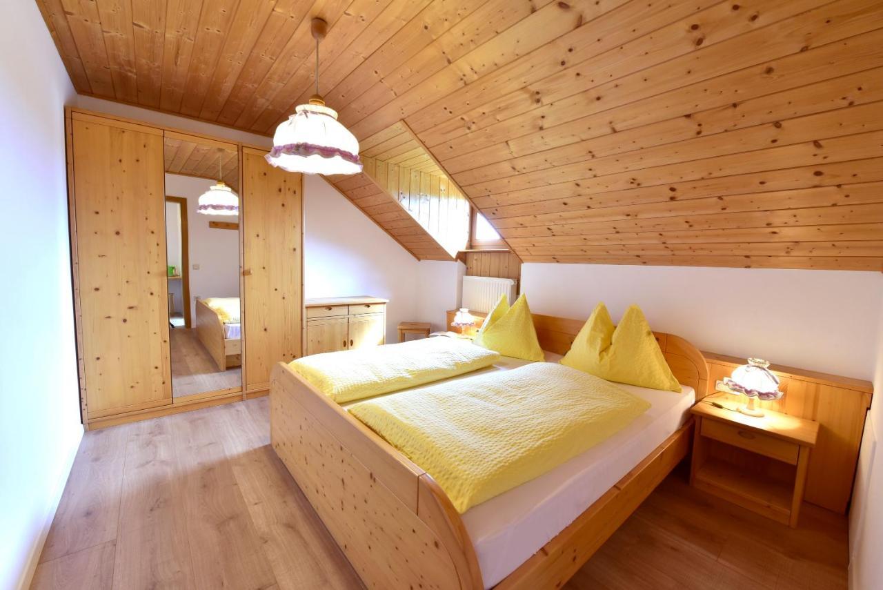 Marolhof Apartment Cornaiano Ngoại thất bức ảnh